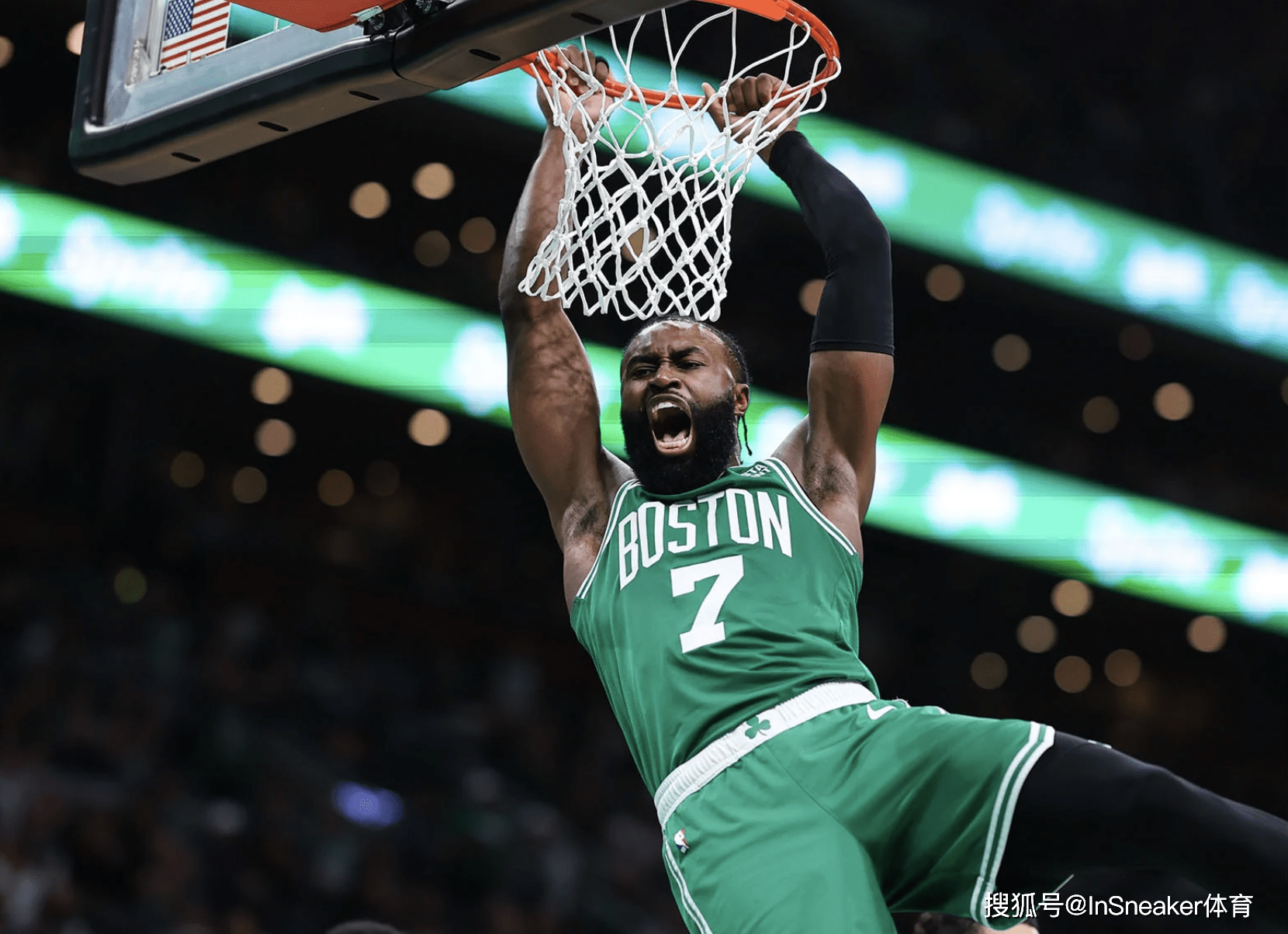 他曾效力于 他曾效力于