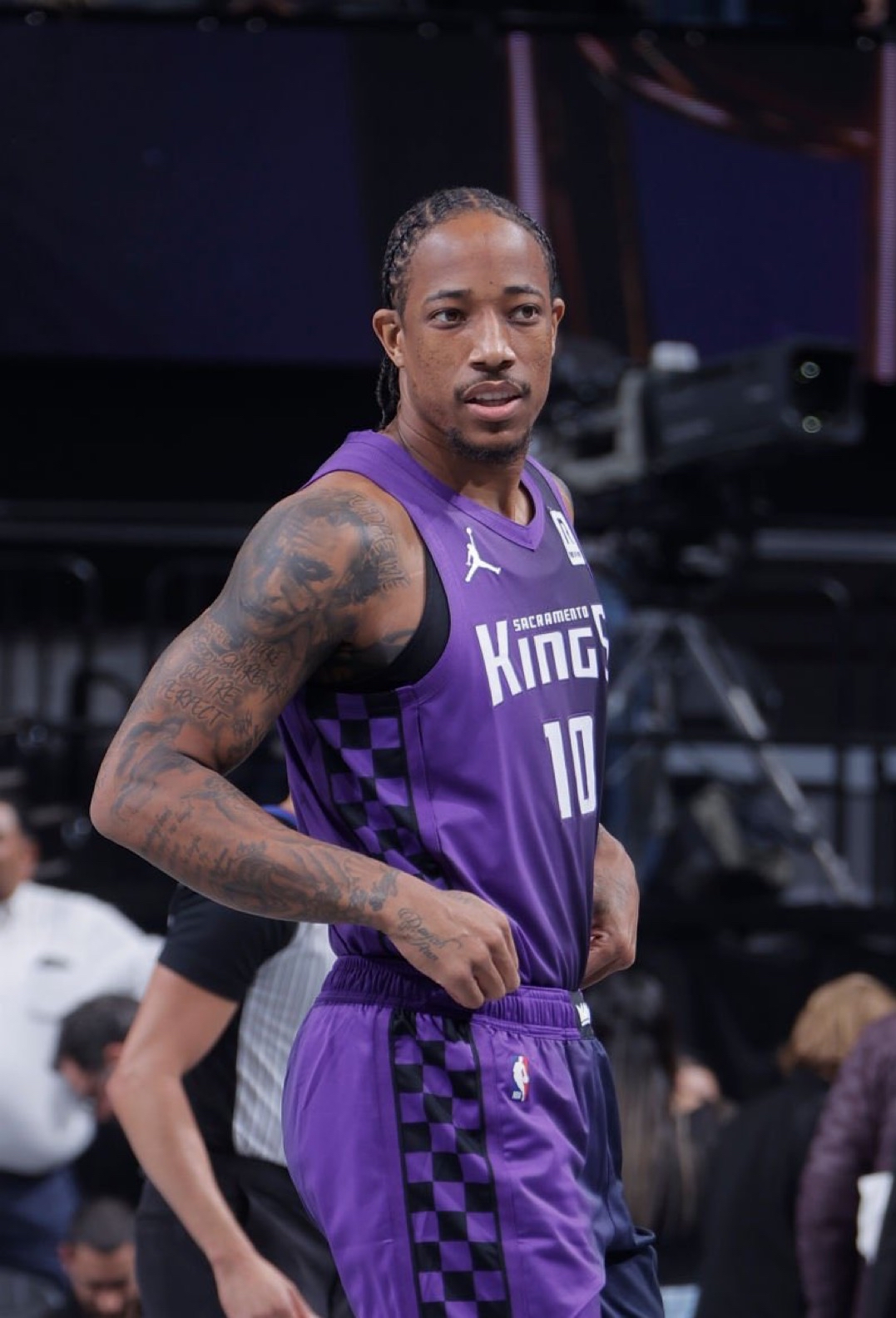 细微弱点进 细微弱点进