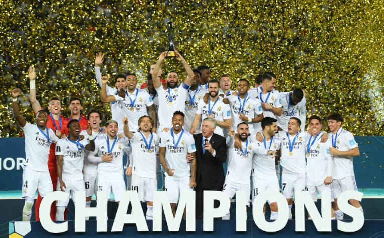 成关键装备 成关键装备